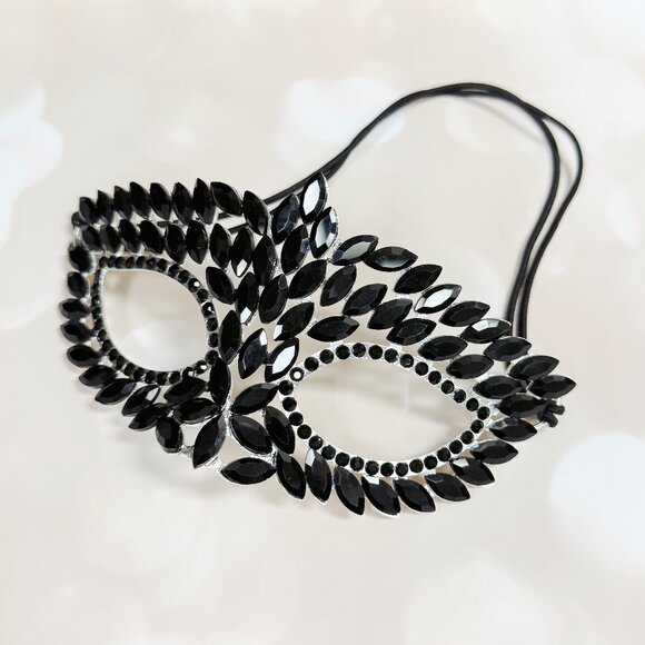 Silver masquerade mask, Black Crystal Mask, Cosplay Mask, Party Masquerade Mask - Picture 2 of 8